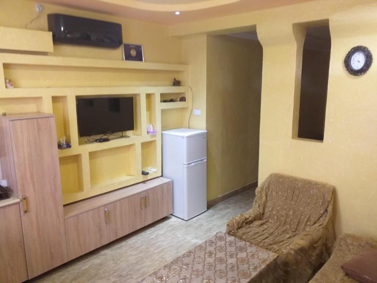 יירבאן Guest House In Center מראה חיצוני תמונה
